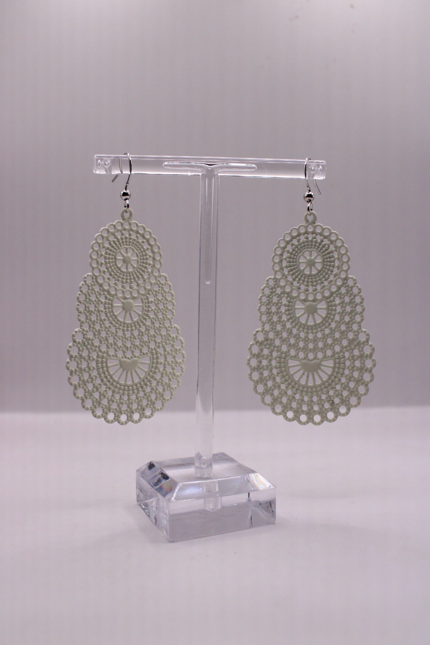 Hollow Out Geometric 3 Tier Drops